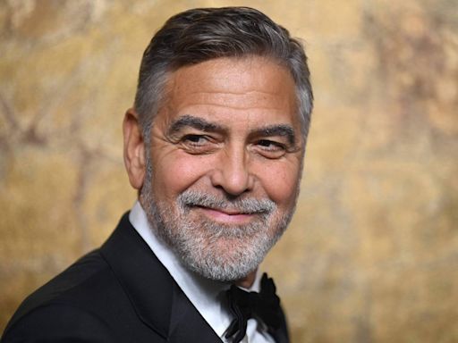 Broadway aposta em astros de Hollywood, como George Clooney, e diminui musicais