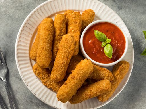 For The Best Homemade Mozzarella Sticks, The Freezer Is Your Secret Weapon