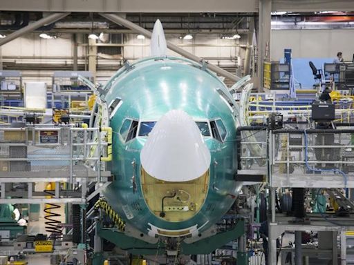 Agência dos EUA investiga titânio usado em jatos Boeing e Airbus Por Reuters