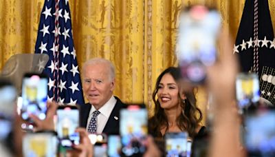 Joe Biden jokes with Jessica Alba about getting him his next job