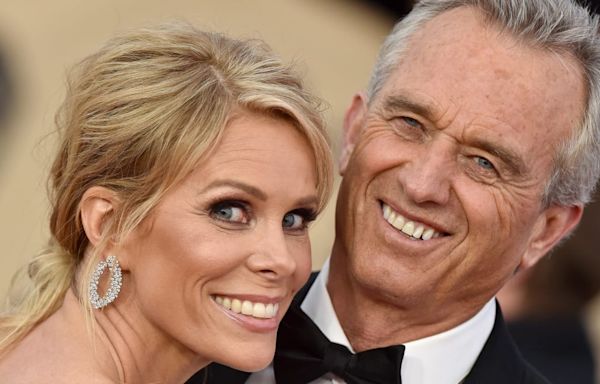 Friends Warned Cheryl Hines Against Marrying RFK Jr.