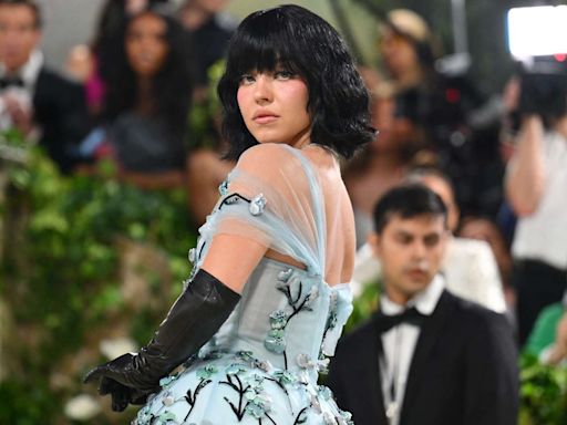 Sydney Sweeney Debuts Shocking Black Bob Hairstyle with Her Fairytale Ballgown at 2024 Met Gala