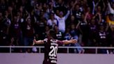 ¿Juega Mariano Torres con un reglamento diferente? Esto dice el capitán de Saprissa | Teletica