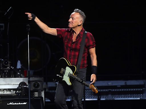 Bruce Springsteen Postpones Four Shows in Europe ‘Under Doctor’s Direction’