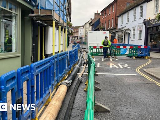 Dorking: Thames Water confirms West Street sinkhole repair plans