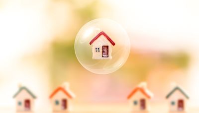 A 'Massive' Bubble In The Housing Market Has Developed, And It 'Is About To Pop,' Real Estate Executive Says