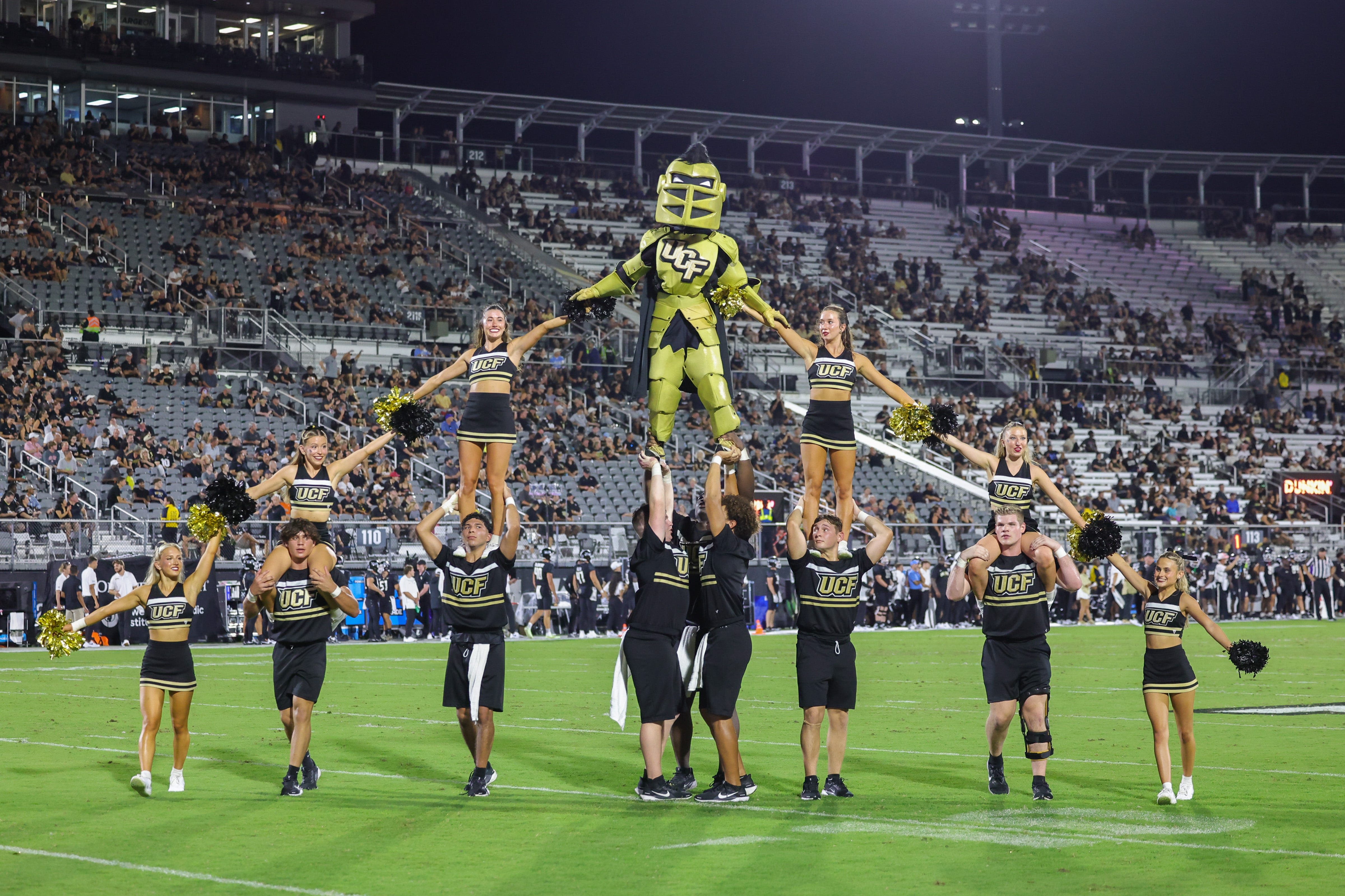 UCF football game delay: Knights vs. Sam Houston pushed back due to lightning near stadium