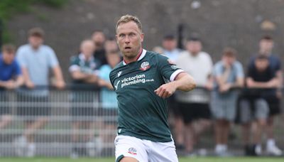 Scott Arfield backed to shine at Wanderers by club legend