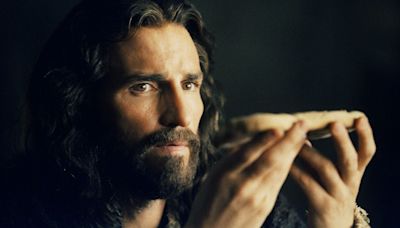 How To Watch Passion Of The Christ At Home (And Whatever Happened To The Sequel?) - Looper