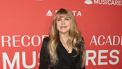 Stevie Nicks postpones Glasgow gig hours before show time following leg injury