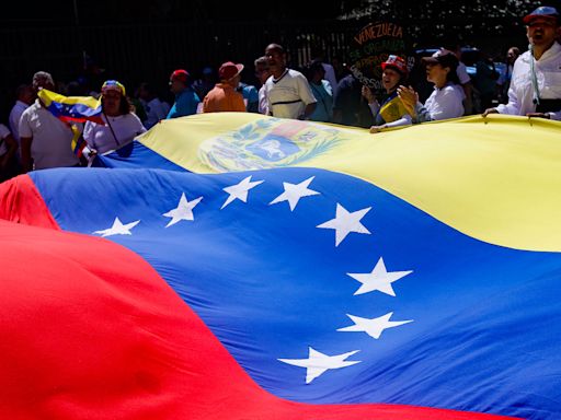 Fiscal de Venezuela informa que cuatro opositores fueron imputados y permanecerán privados de libertad; oposición denuncia persecución