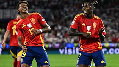 El nuevo estilo de la selección pasa por ellos: "Esta España no se entiende sin el desborde de Lamine y Nico"