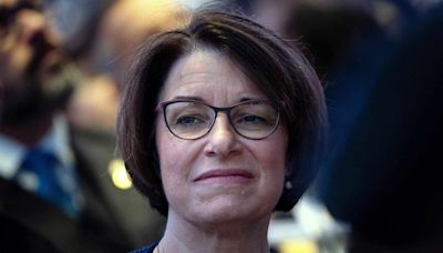 Sen. Amy Klobuchar Undergoing Precautionary Radiation Therapy After Small Spot Was Found During Cancer Screening