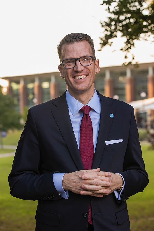 Arkansas State University System board unanimously voted to offer the system president job to Brendan Kelly | Northwest Arkansas Democrat-Gazette