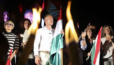 Péter Magyar, ancien allié devenu rival de Viktor Orban, rejoint le PPE au Parlement européen