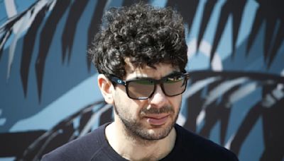 Tony Khan: 'El futuro de AEW es tan brillante que necesito gafas de sol'