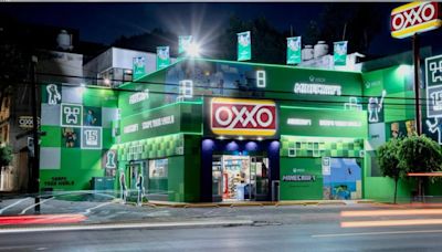 Oxxo se viste de Minecraft; así puedes visitar en CDMX la tienda con temática del popular videojuego
