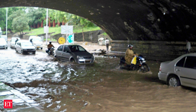 Waterlogging, traffic snarls all over Delhi after heavy rainfall