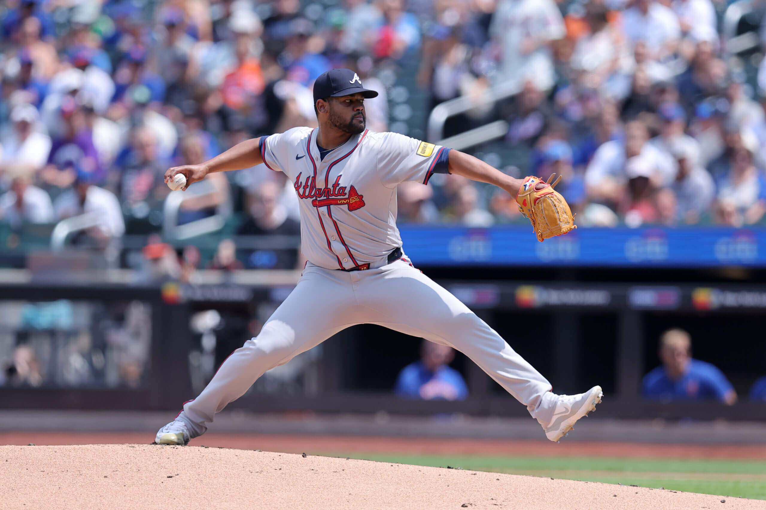 Braves might need to trade for starter after Reynaldo López exits with injury