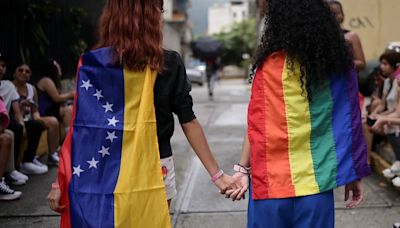 La comunidad LGBTQ en Venezuela sigue a la espera de igualdad de derechos y políticas contra la discriminación