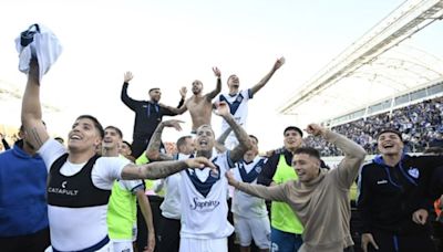 Vélez aguantó con 10: finalista gracias a las atajadas y los penales de Marchiori