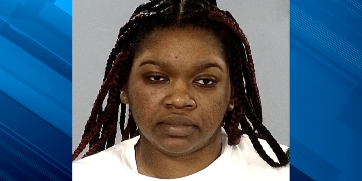 Sheriff’s office: Mother charged after newborn’s umbilical cord tests positive for drugs
