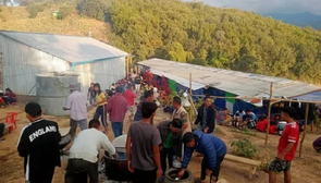 Fresh conflict between Myanmar Army, ethnic outfits leads to fresh influx of refugees into Mizoram - The Shillong Times