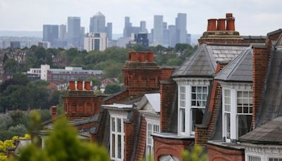 UK Mortgage Costs Could Fall For 1.5 Million This Year, BOE Says