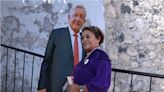 Con figura de tamaño real de AMLO lanzan "tómate la foto y despídete del Presidente" | El Universal