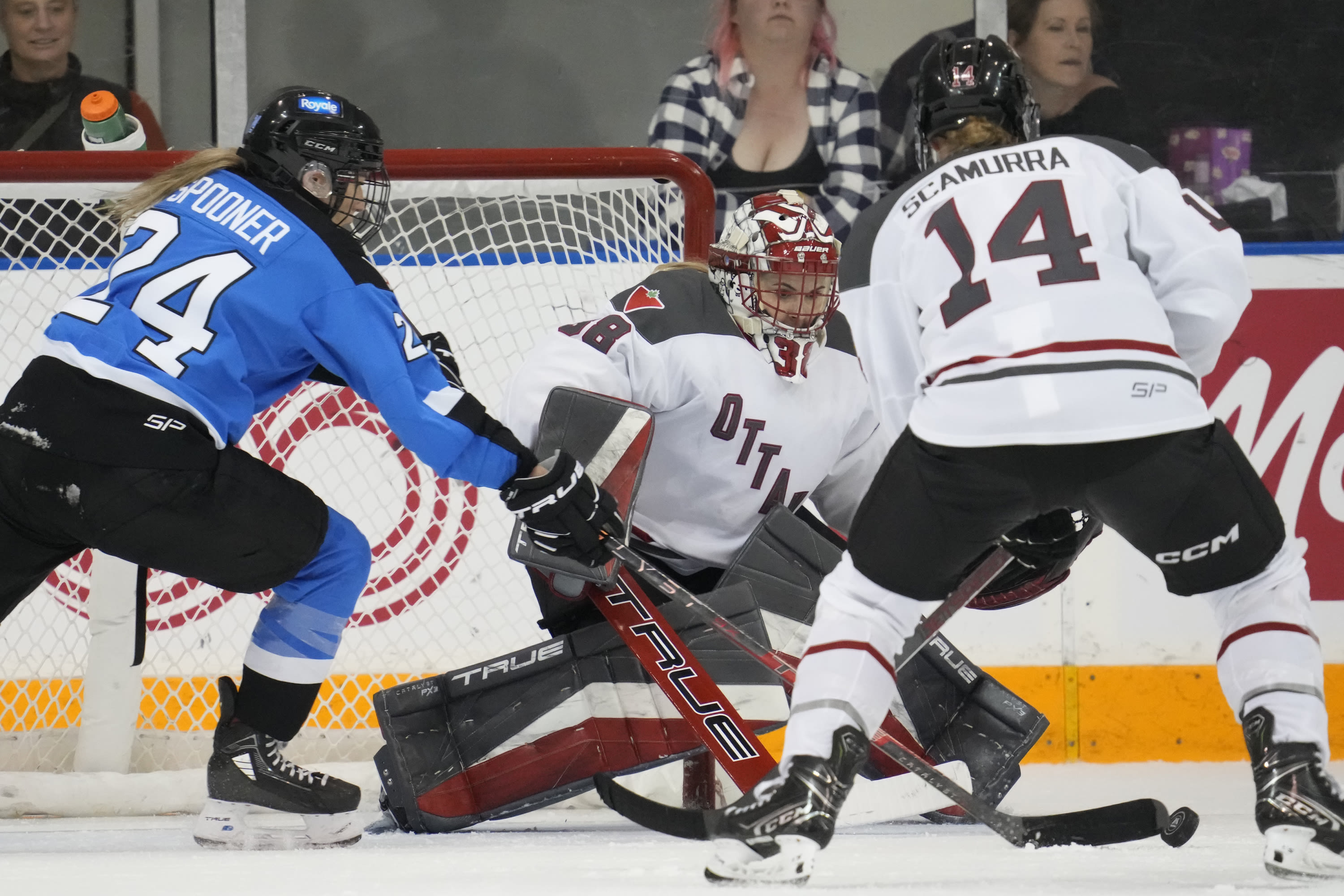 Natalie Spooner leads Toronto to 5-2 win over Ottawa in regular-season finale