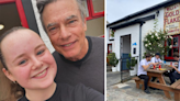 Hollywood star Peter Gallagher swaps the OC for a taste of Downings! - Donegal Daily