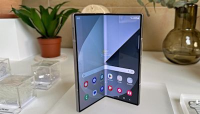Samsung's AI-enabled Galaxy Z Fold6 debuts to power through productivity