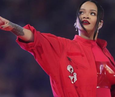 Rihanna negó su retiro de la música y confirmó la llegada de su próximo disco