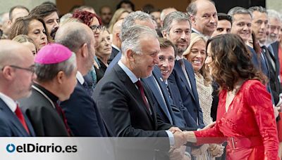 Ayuso defiende el 2 de Mayo un “Madrid al servicio de España” en un acto de bajas revoluciones