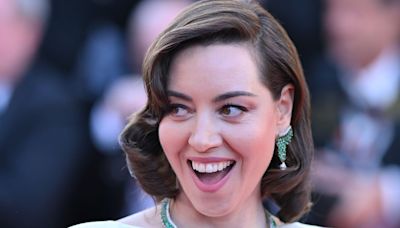 Aubrey Plaza Seems To Get Oddly Turned On By Patti LuPone Trashing Madonna