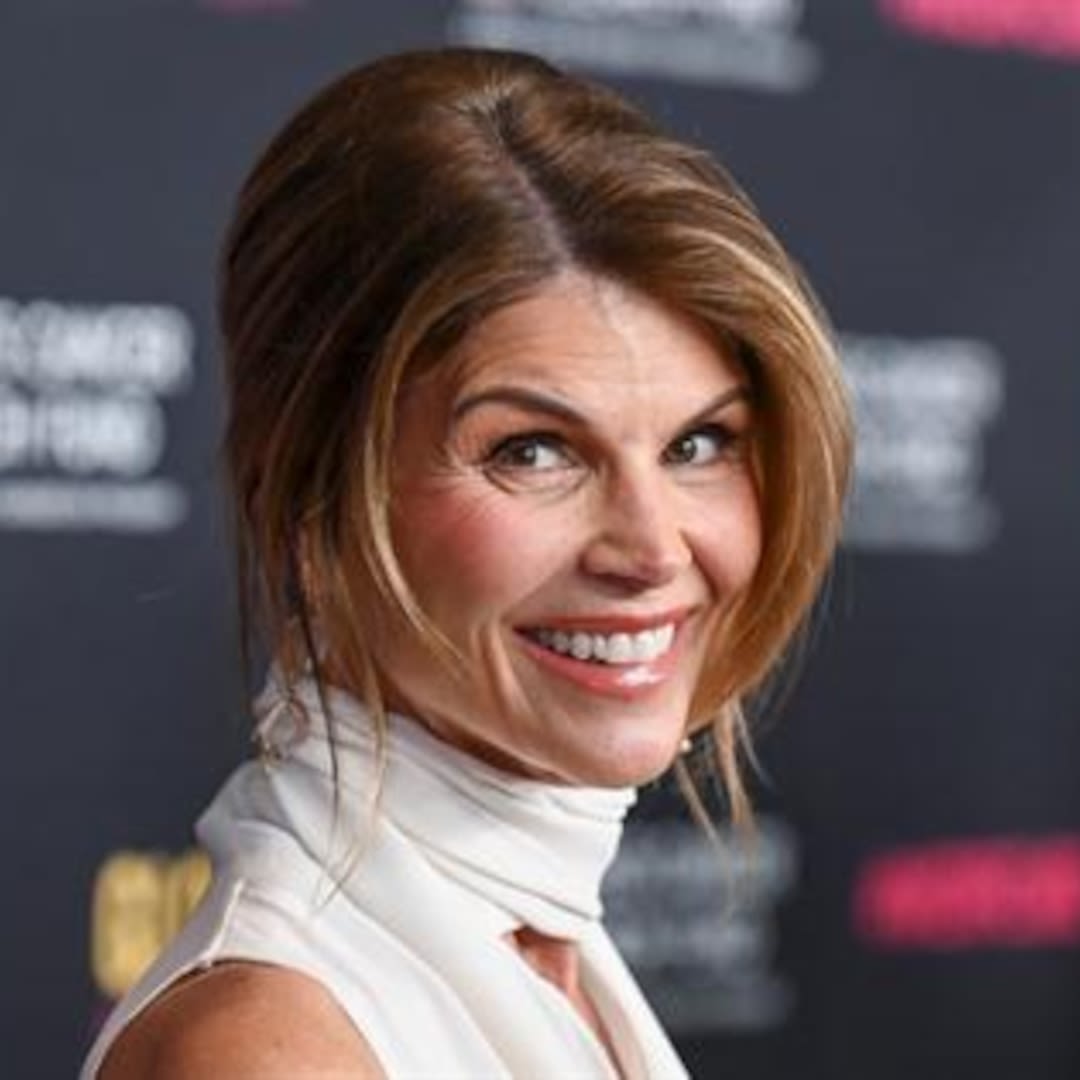 Lori Loughlin Reflects on "Hardship" in First Major Interview Since College Admissions Scandal - E! Online