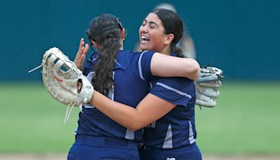 Westerly softball thumps its way to the Division II championship series