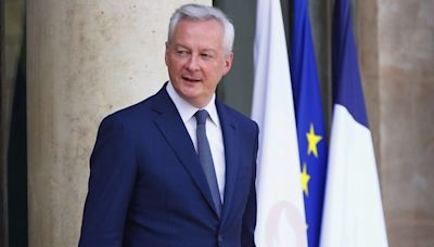 Bruno Le Maire pourrait travailler à Lausanne selon le Canard enchaîné, son cabinet dément qu’il « quitte » la France