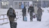 「極地渦旋」灌入東亞！遼東灣海結冰 車窗冷到碎裂