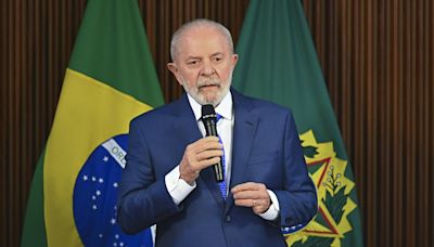 Lula deve ligar para presidentes da Colômbia e do México na segunda para discutir crise na Venezuela