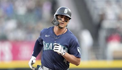 Rojas, Moore, Robles hit consecutive HRs in 1st, Mariners beat White Sox 10-0