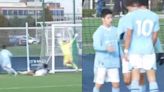 El mexicano Alex Alcalá debuta con golazo en Manchester City