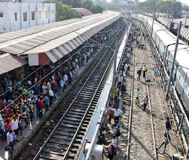 Railway Online Ticket Booking Rules Latest Update: IRCTC Denies Restrictions On Booking IRCTC E-Tickets For Others