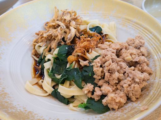 Prince Noodles: Freshly-pulled handmade KL-style ban mian in Lavender