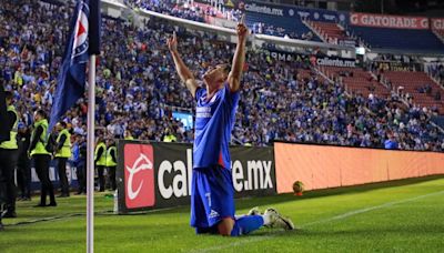 Uriel Antuna, el amuleto de Cruz Azul; gana cuando marca o asiste