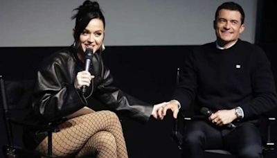 Katy Perry expõe intimidade de Orlando Bloom durante live: 'varinha mágica'