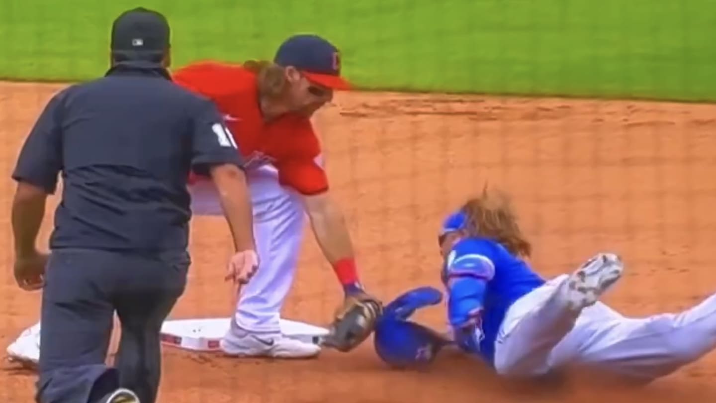 WATCH: Guardians Snakebitten By Brutal Luck On Overturned Call