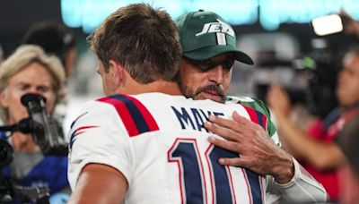 Aaron Rodgers commends Jerod Mayo for ‘patience' with Drake Maye