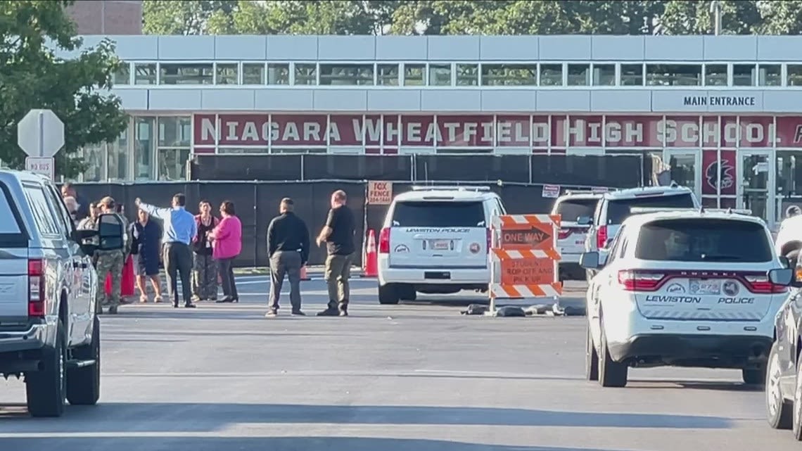 Niagara Wheatfield High School goes into lockdown, police confirm there was no threat