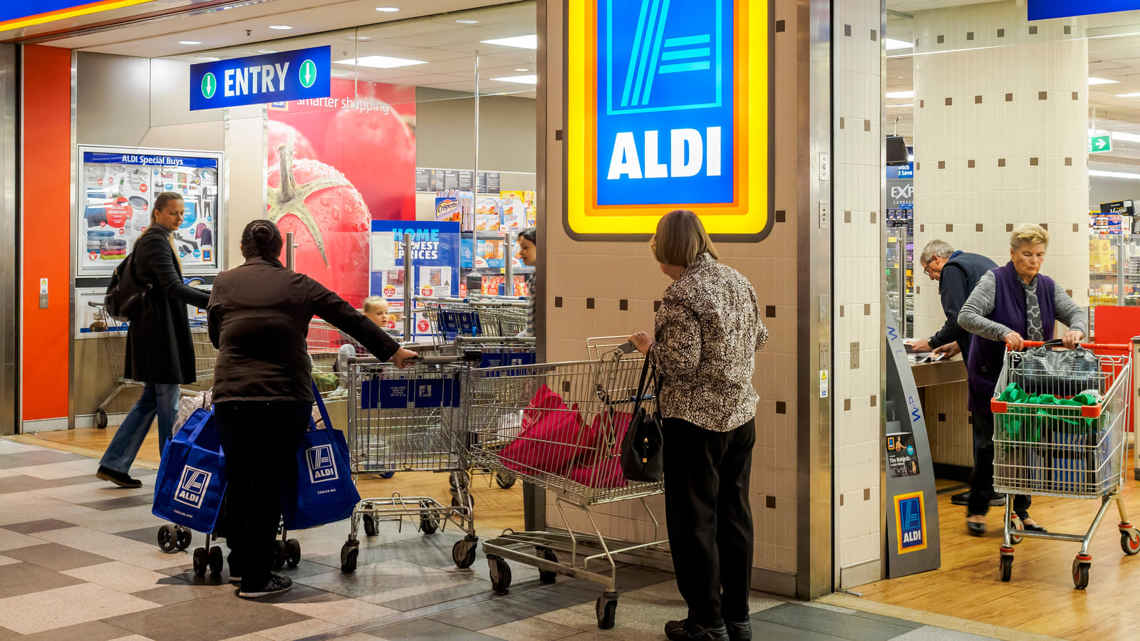 Aldi's New Stanley Tumbler Dupe Is Only $10 (So Grab Them Fast)